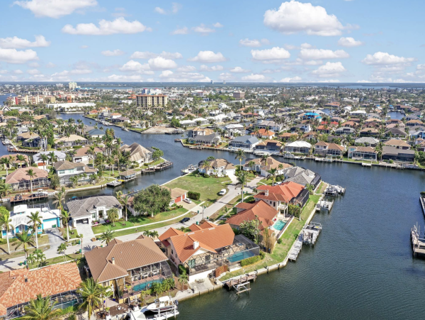 Marco Island Waterfront Luxury Villa